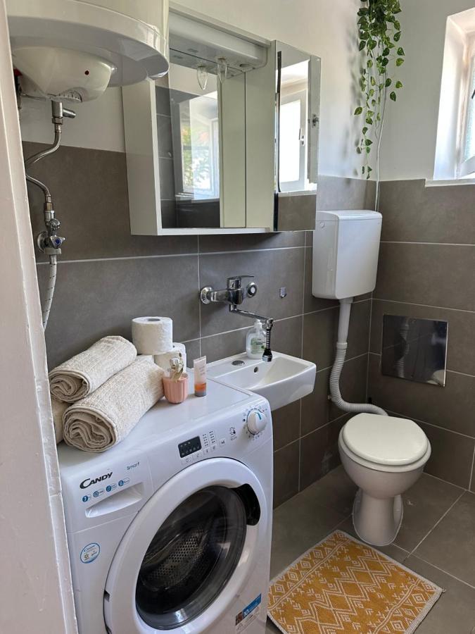 Cosy Family Apartment Marina Kastela Near Airport Exteriör bild