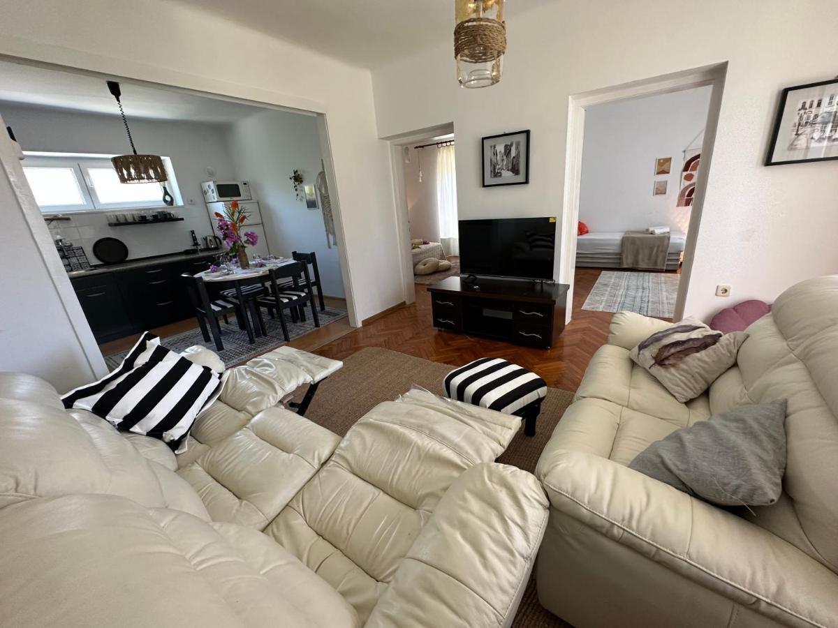 Cosy Family Apartment Marina Kastela Near Airport Exteriör bild