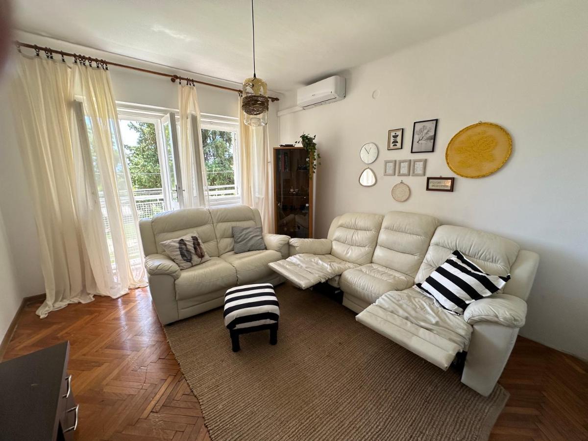Cosy Family Apartment Marina Kastela Near Airport Exteriör bild