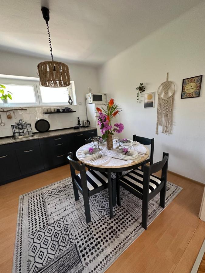 Cosy Family Apartment Marina Kastela Near Airport Exteriör bild